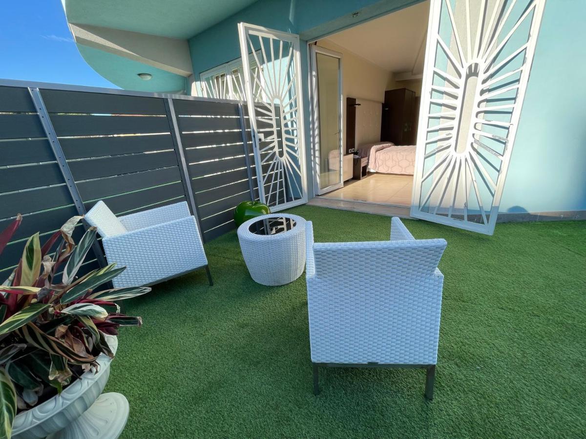 לידו אדריאנו Hotel-Residence-B&B Le Dune Beach Service Included מראה חיצוני תמונה